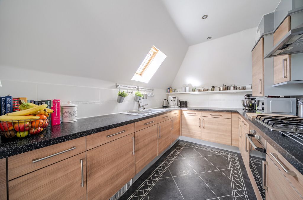 Additional image 3 of 2 bed flat for saleChalford Grange, Fareham, Hampshire PO15
