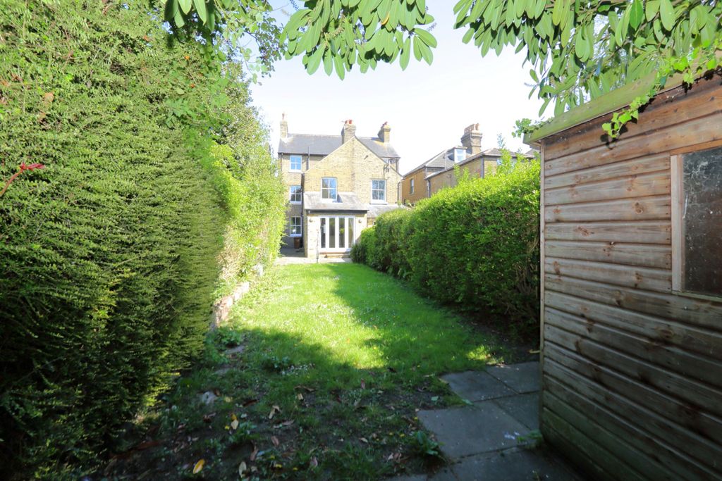 Additional image 17 of 6 bed semi-detached house for saleNewton Road, Faversham ME13