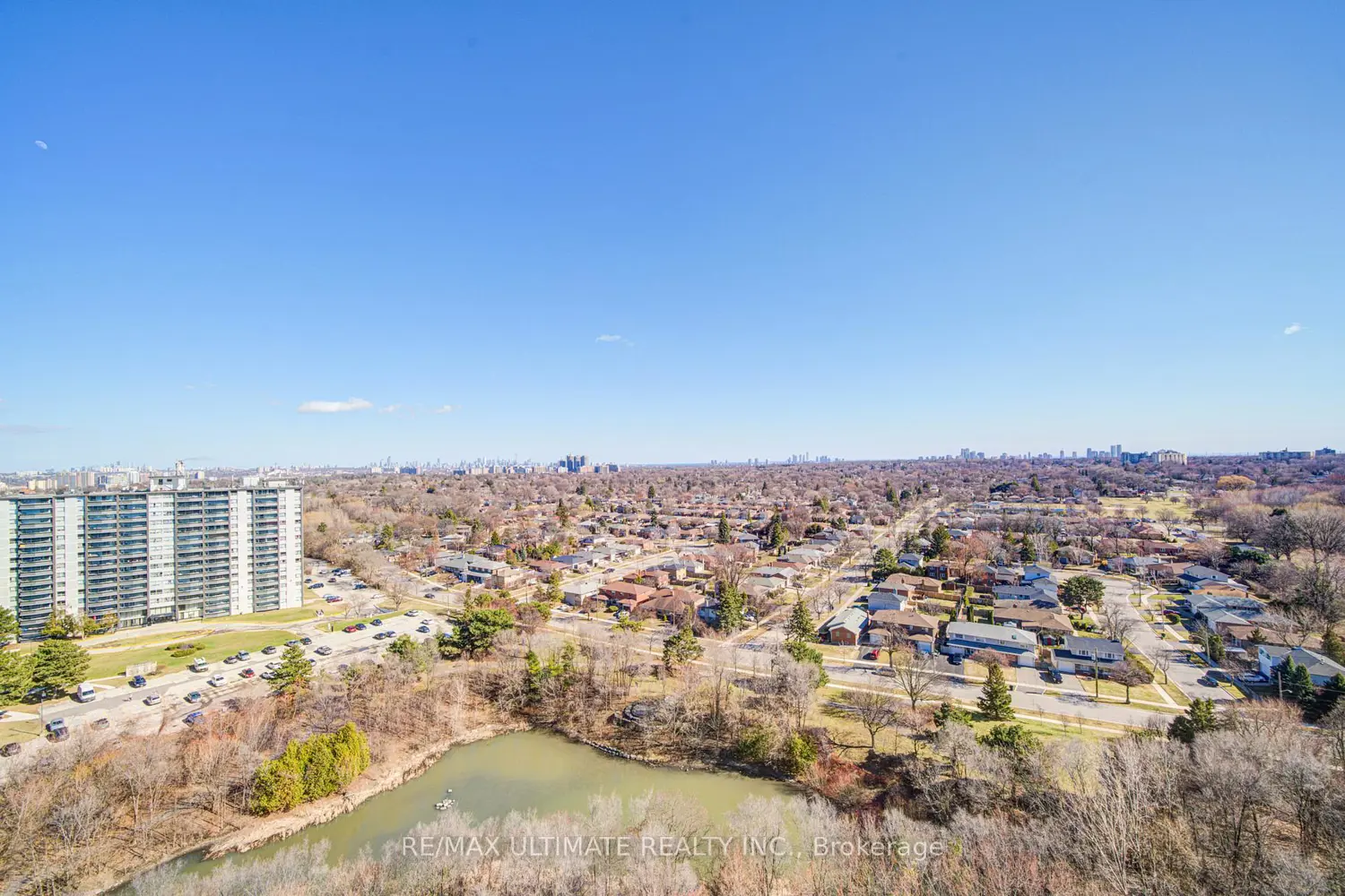 Additional image 17 of 11 Wincott Drive Ph#11