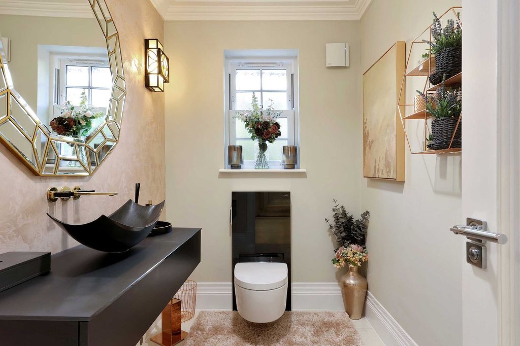 Additional image 12 of 5 bed detached house for saleValley Way, Gerrards Cross, Buckinghamshire SL9