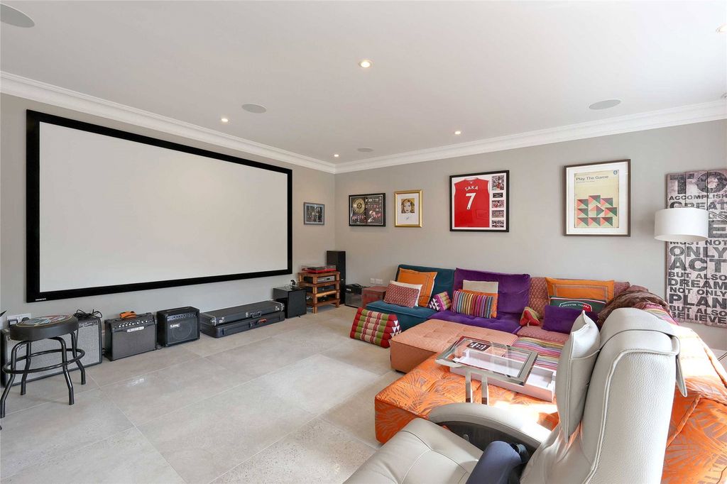 Additional image 10 of 7 bed detached house for saleCamp Road, Gerrards Cross, Buckinghamshire SL9