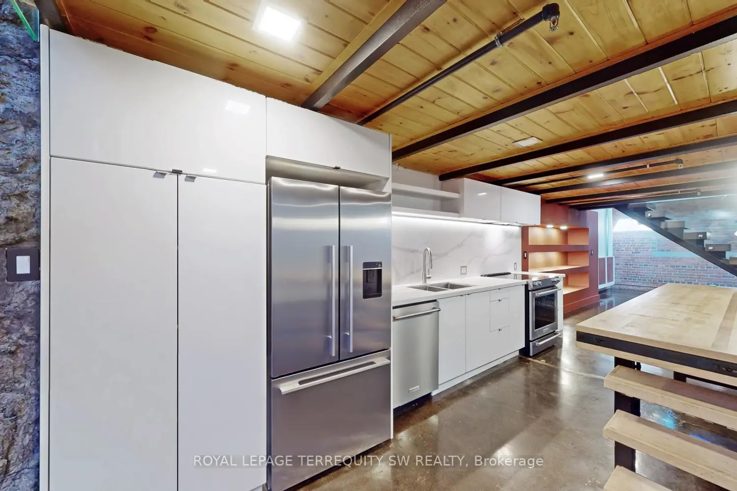 Additional image 6 of 326 Carlaw Avenue 124