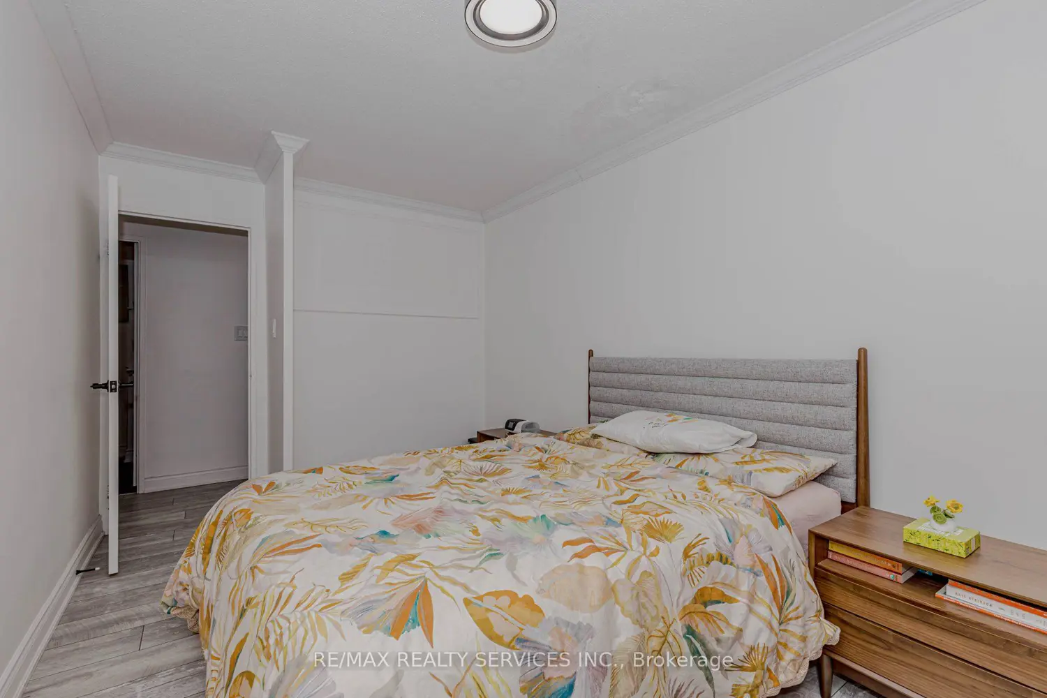 Additional image 16 of 180 Markham Road 1701