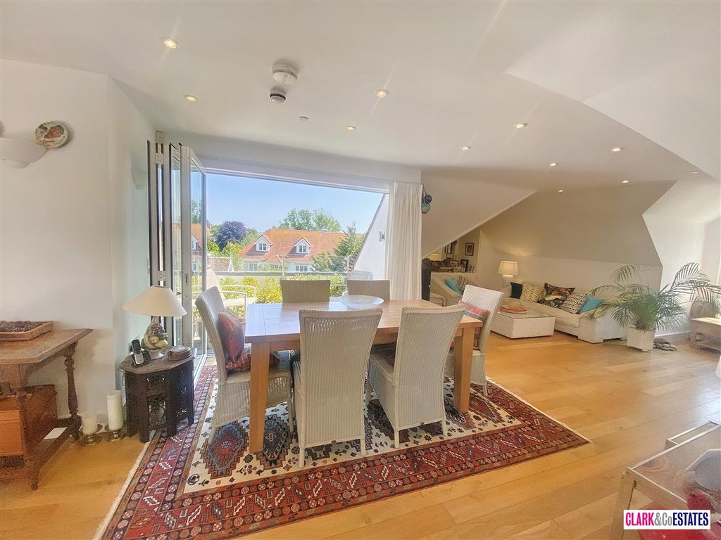 Additional image 2 of 2 bed flat for saleThe Penthouse, Aliston House, The Avenues, Exmouth EX8