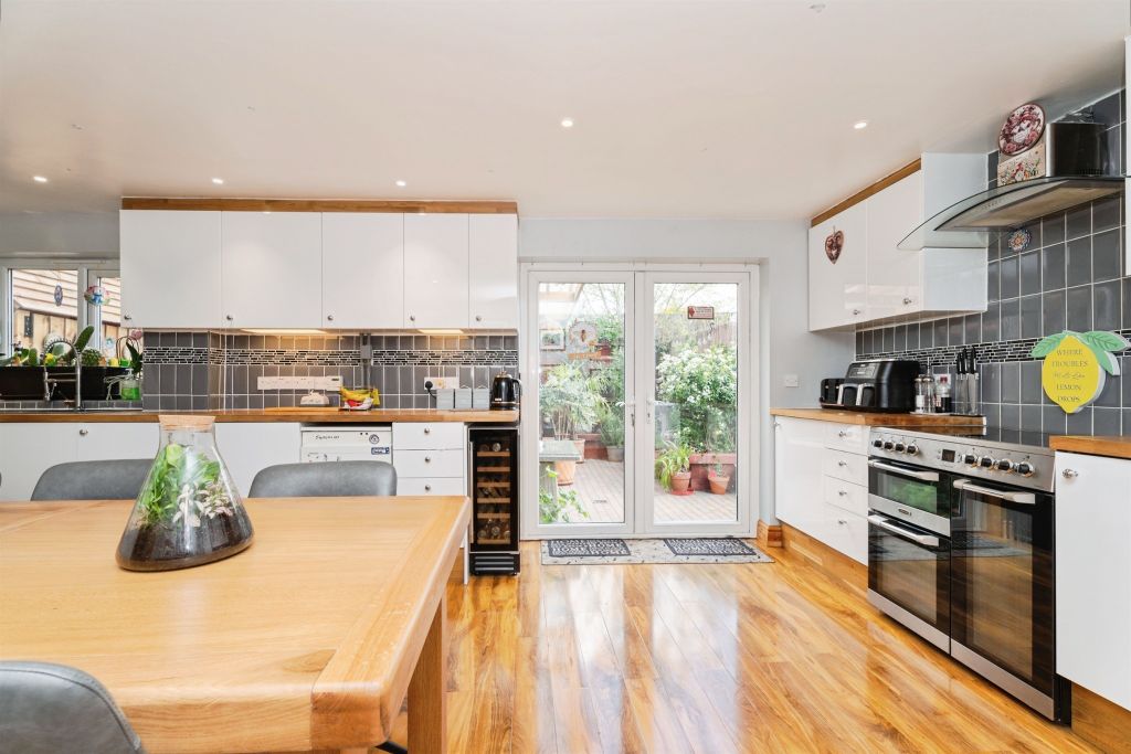 Additional image 3 of 4 bed semi-detached house for saleLancaster Avenue, Fakenham NR21