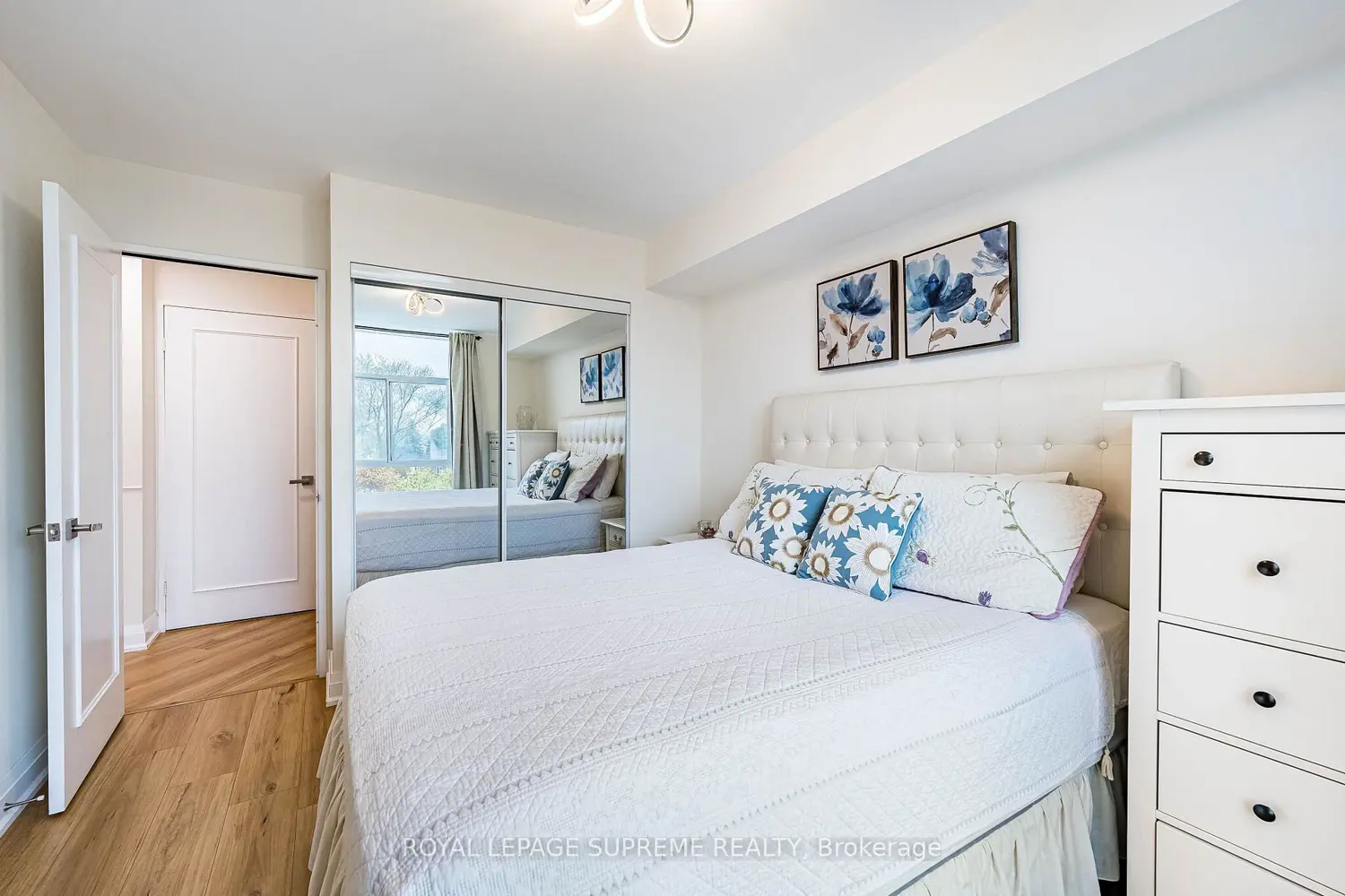 Additional image 13 of 3559 Eglinton Avenue 409
