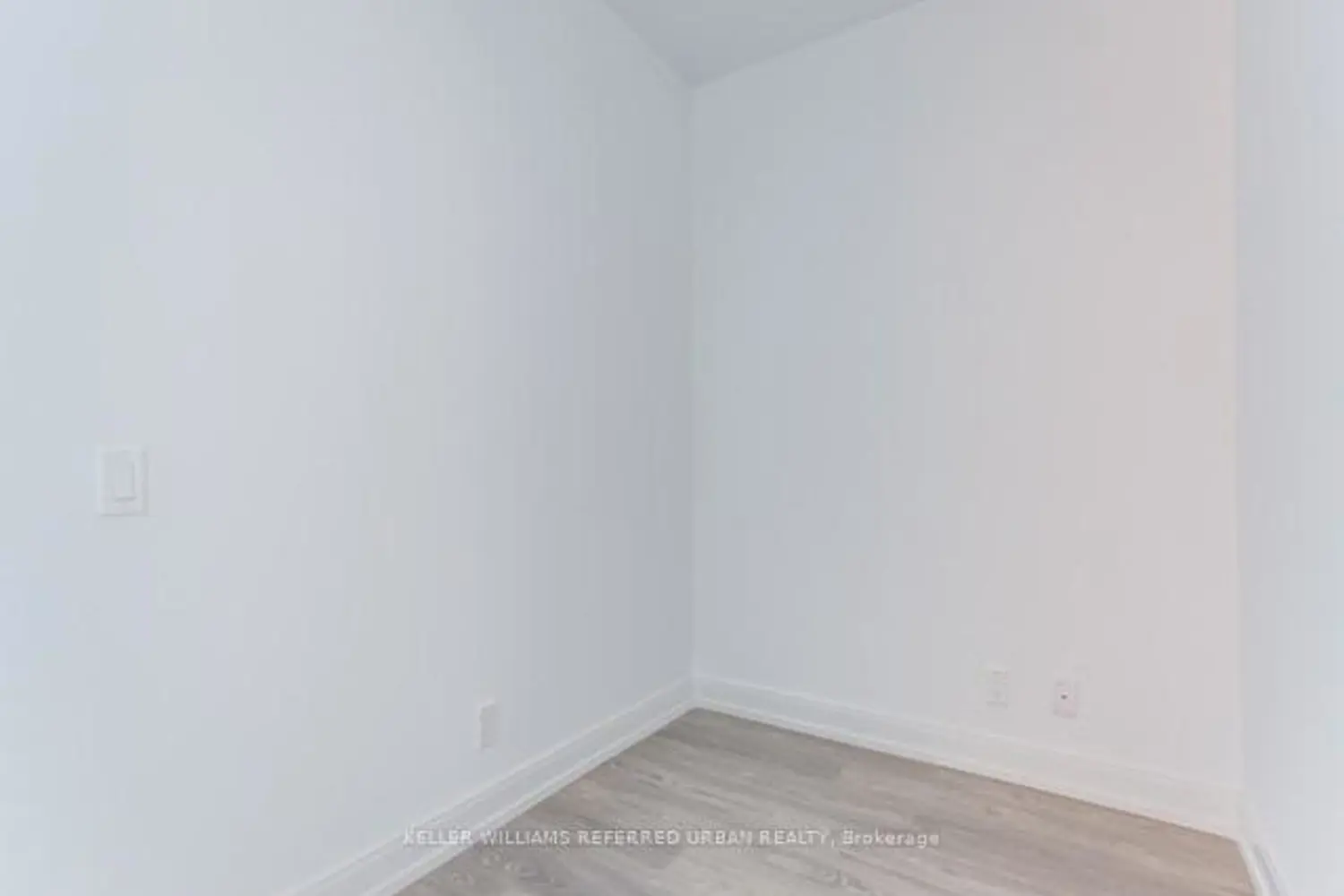 Additional image 9 of 181 Dundas Street 3601