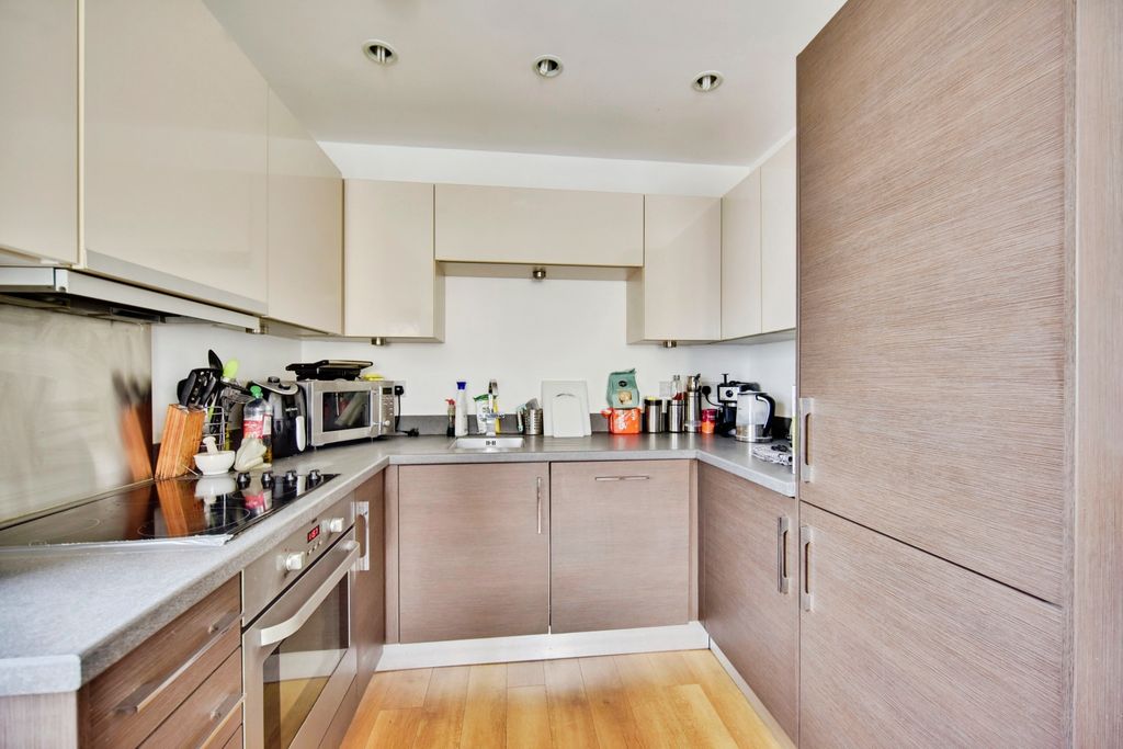 Additional image 4 of 2 bed flat for saleOcean Drive, Gillingham ME7