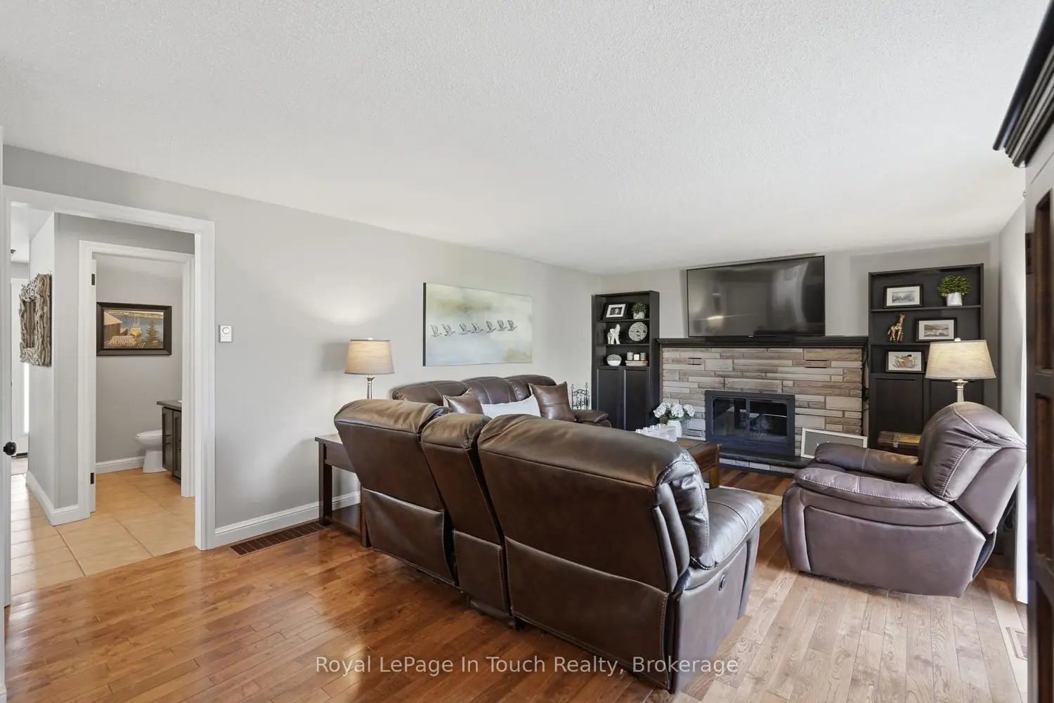 Additional image 3 of 636 Broadview Avenue
