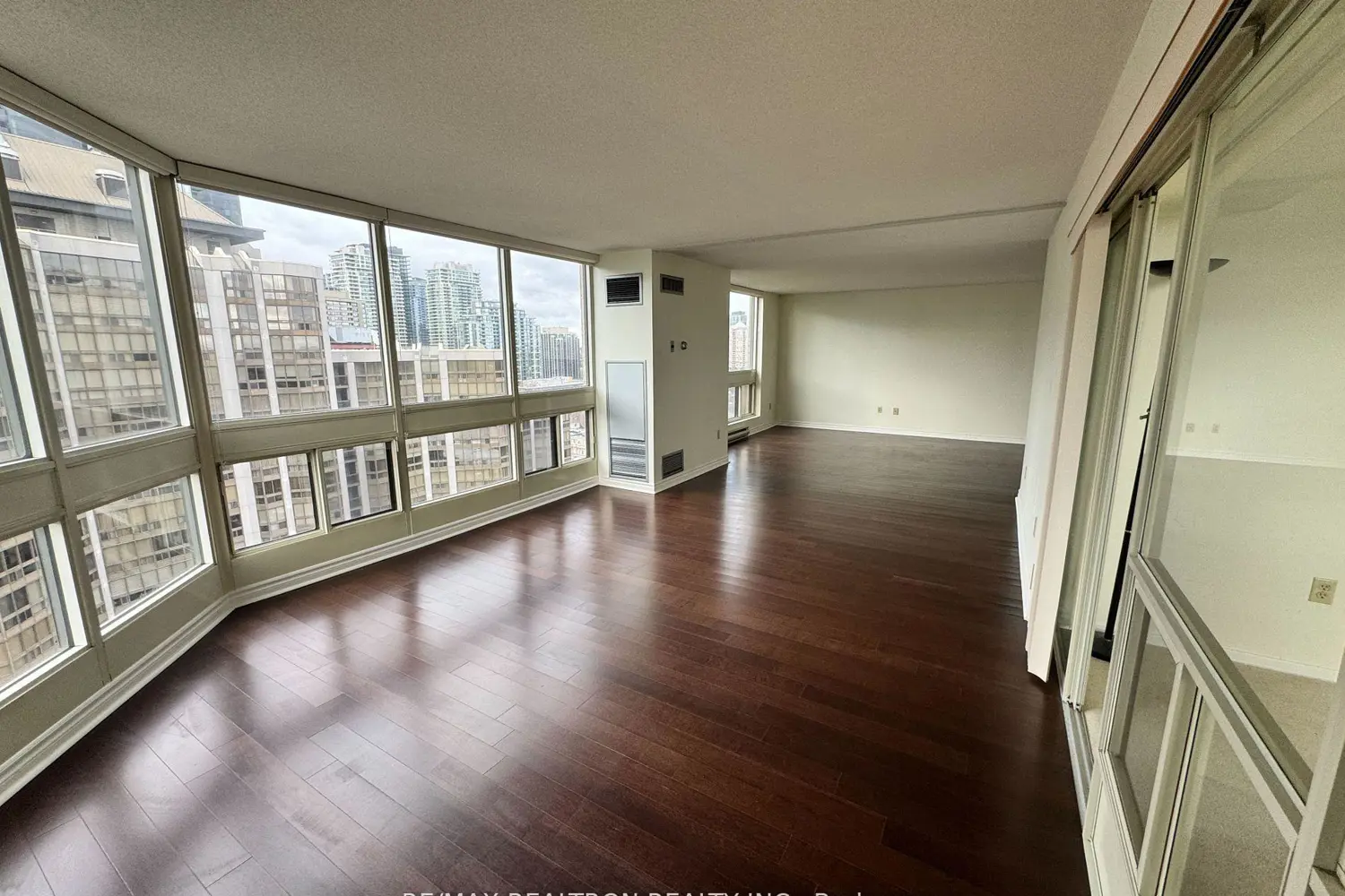 Additional image 15 of 5 Kenneth Avenue 1706