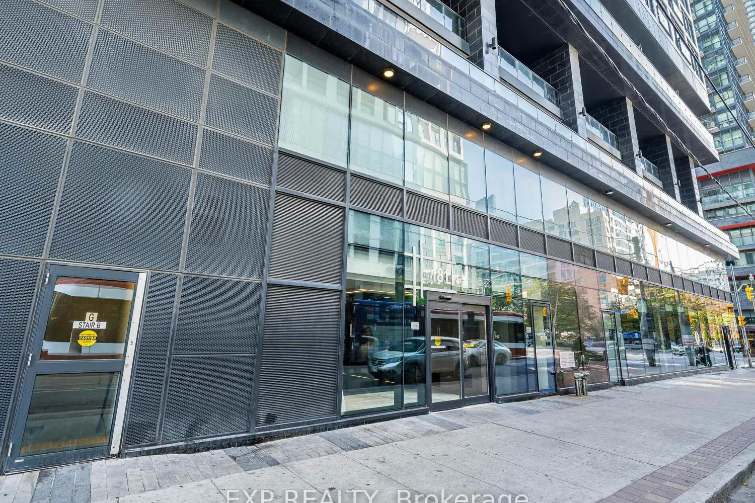 Additional image 3 of 181 Dundas Street 3708