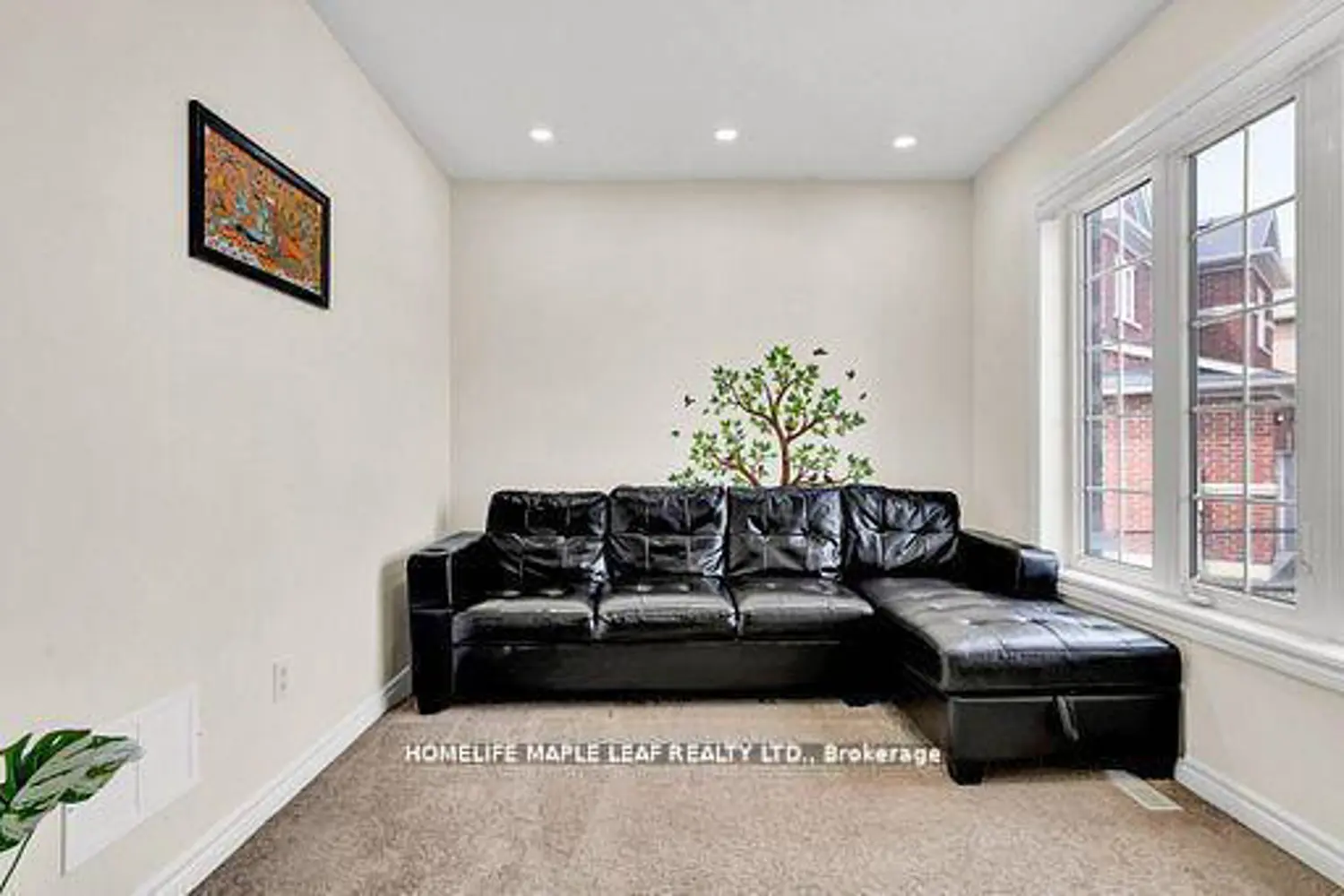 Additional image 5 of 301 Moody Street