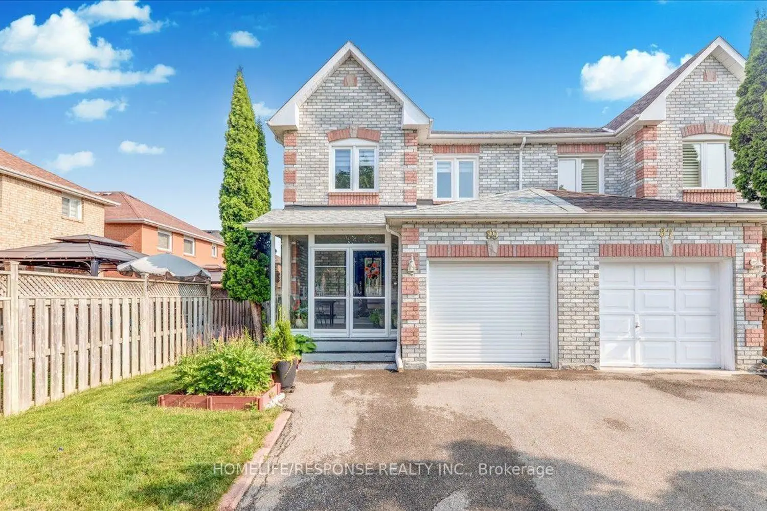 89 Ravenscliffe Court