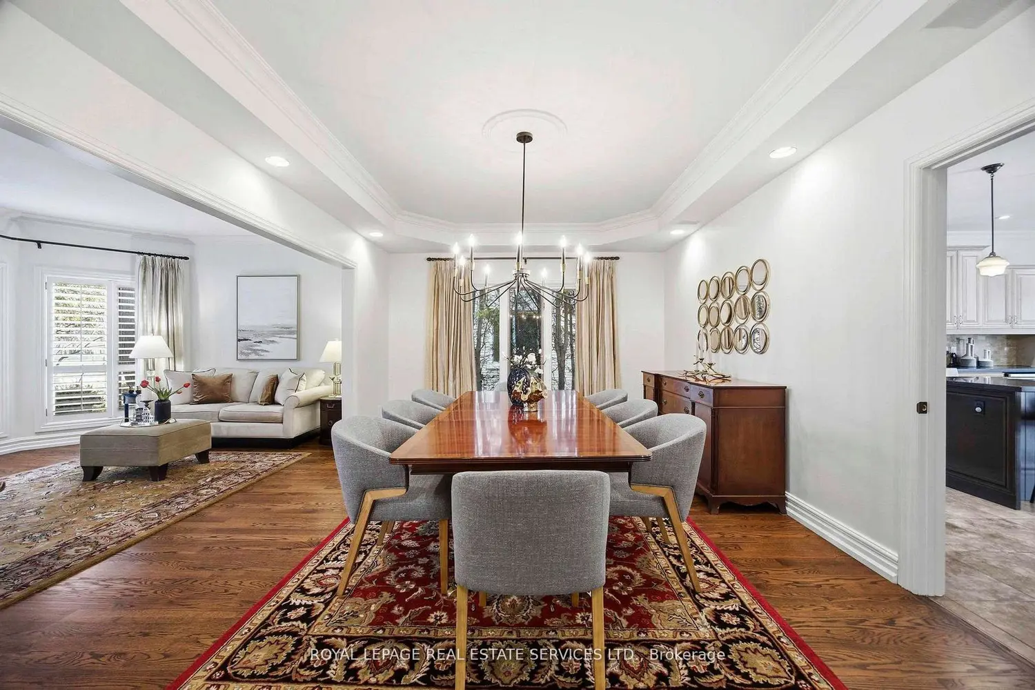 100 Rathburn Road photo 2