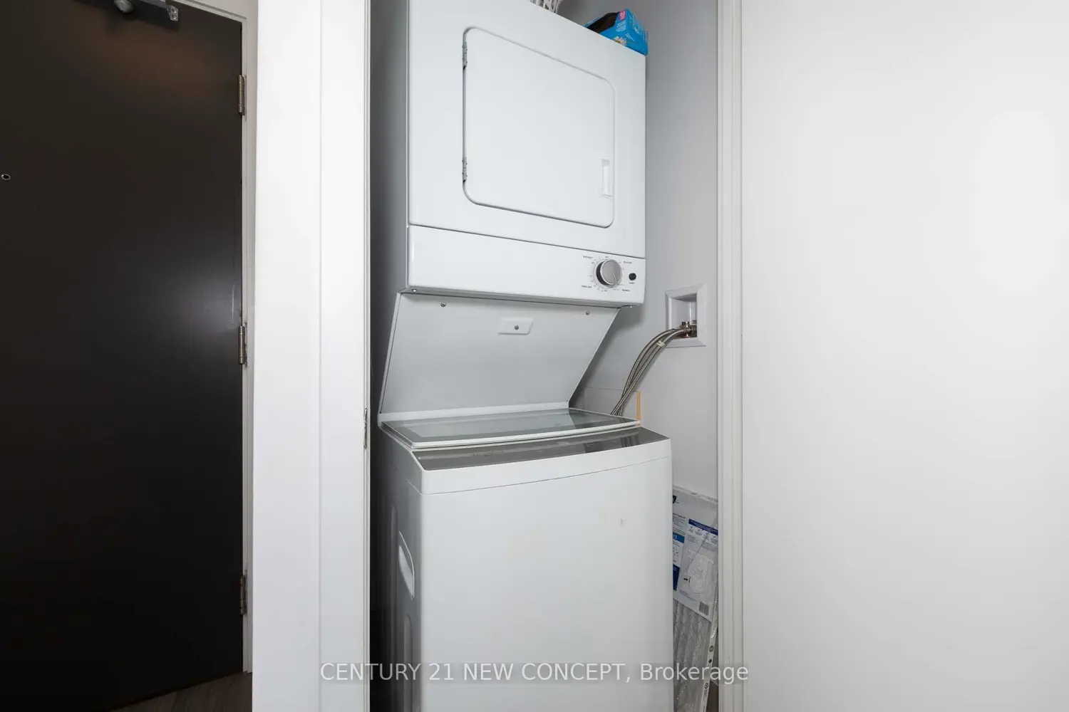 5180 Yonge Street 416