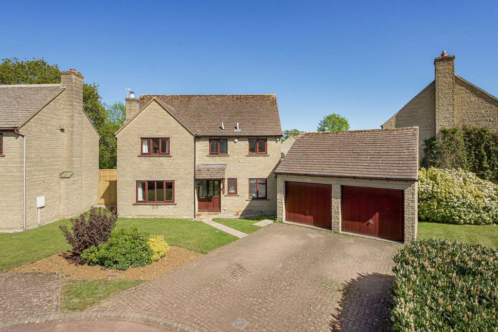Additional image 2 of 4 bed detached house for saleCrabtree Park, Fairford, Gloucestershire GL7