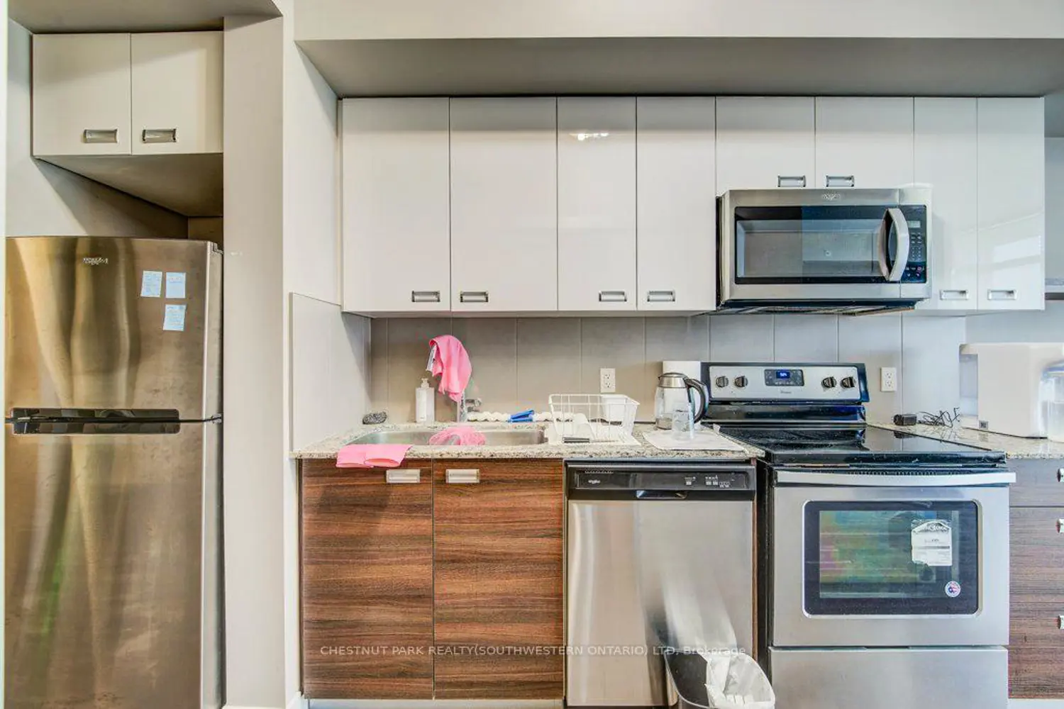 Additional image 10 of 308 Lester Street 528