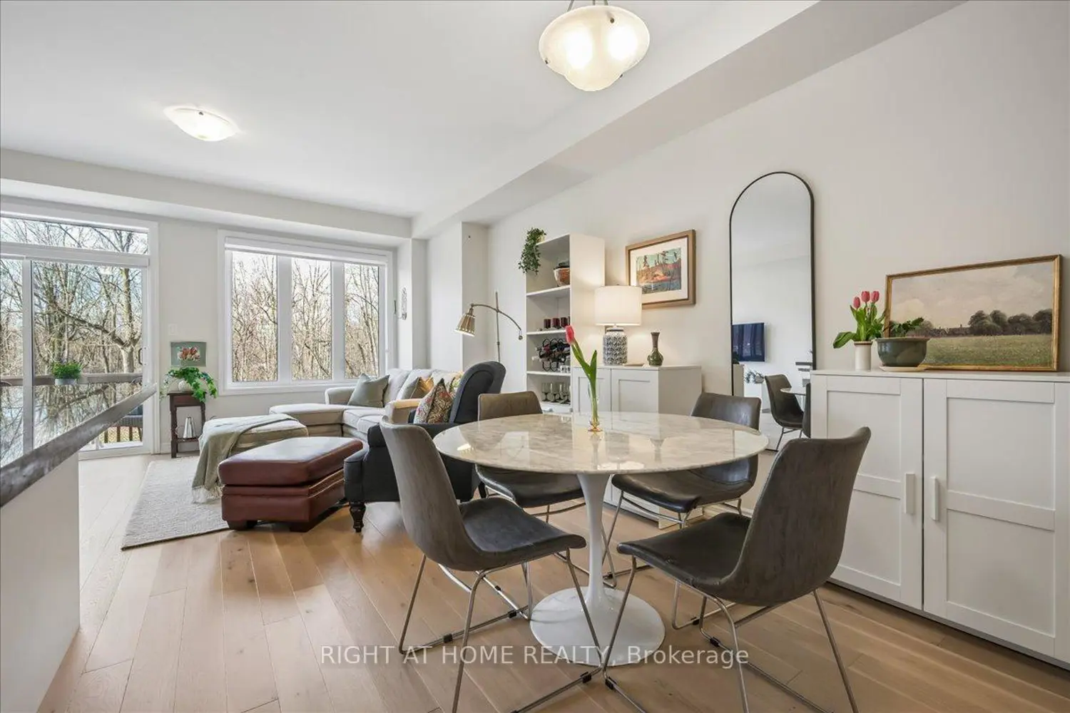 2092 Ellerston Common photo 5