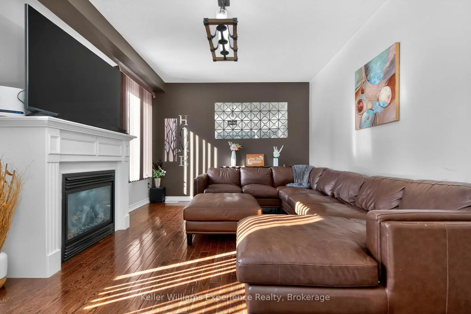 2090 Webster Boulevard photo 3