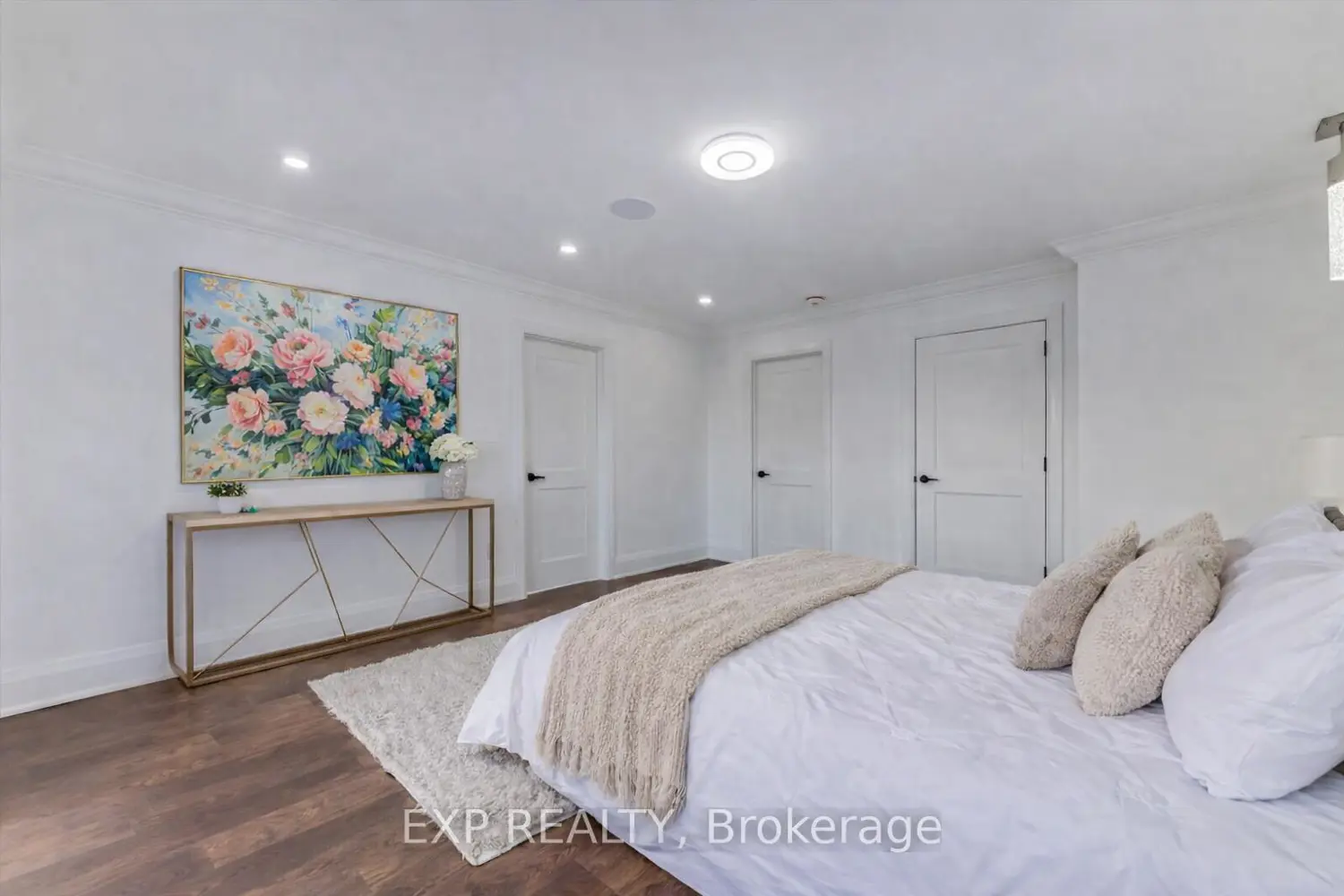 44 Tower Drive photo 5