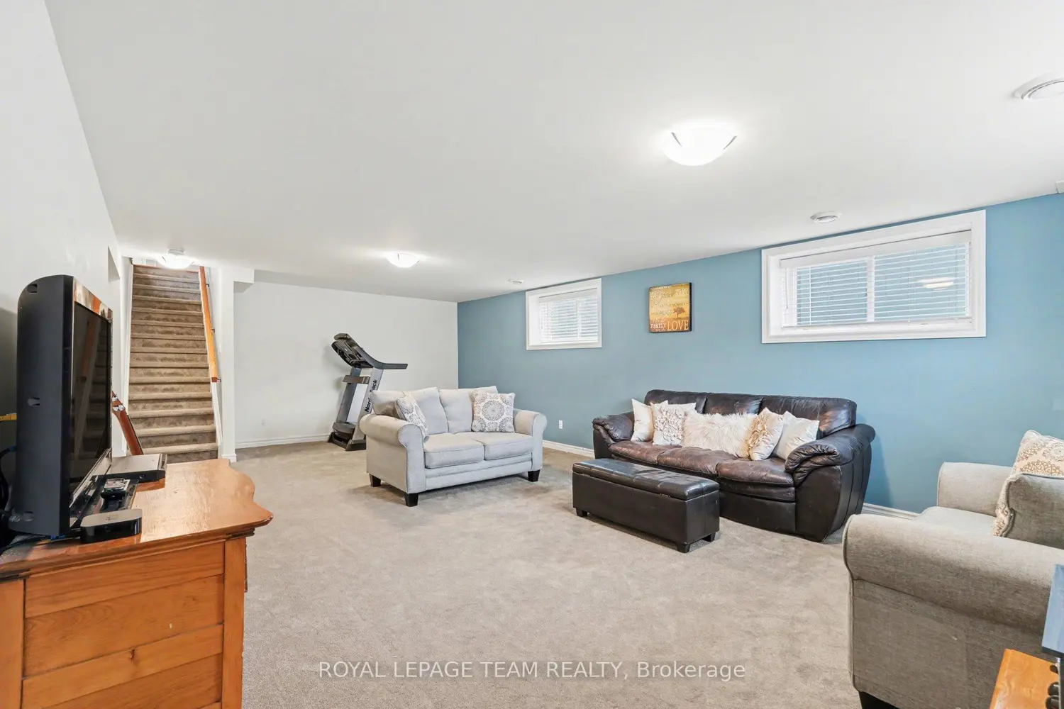 Additional image 12 of 855 Reaume Street
