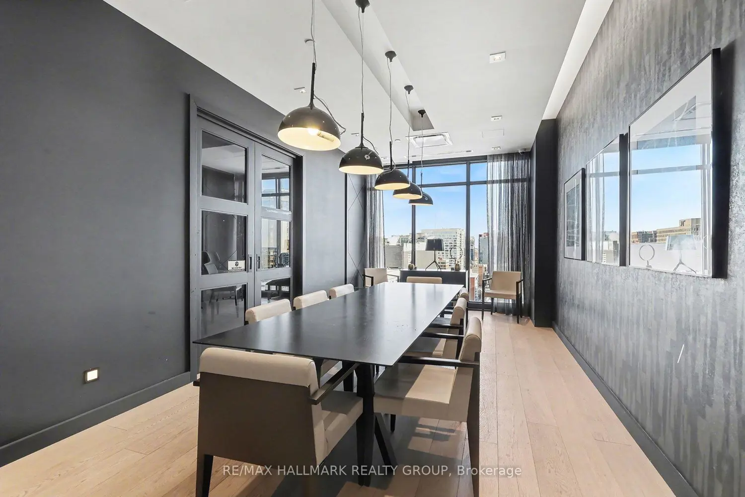 Additional image 19 of 255 Bay Street 1412