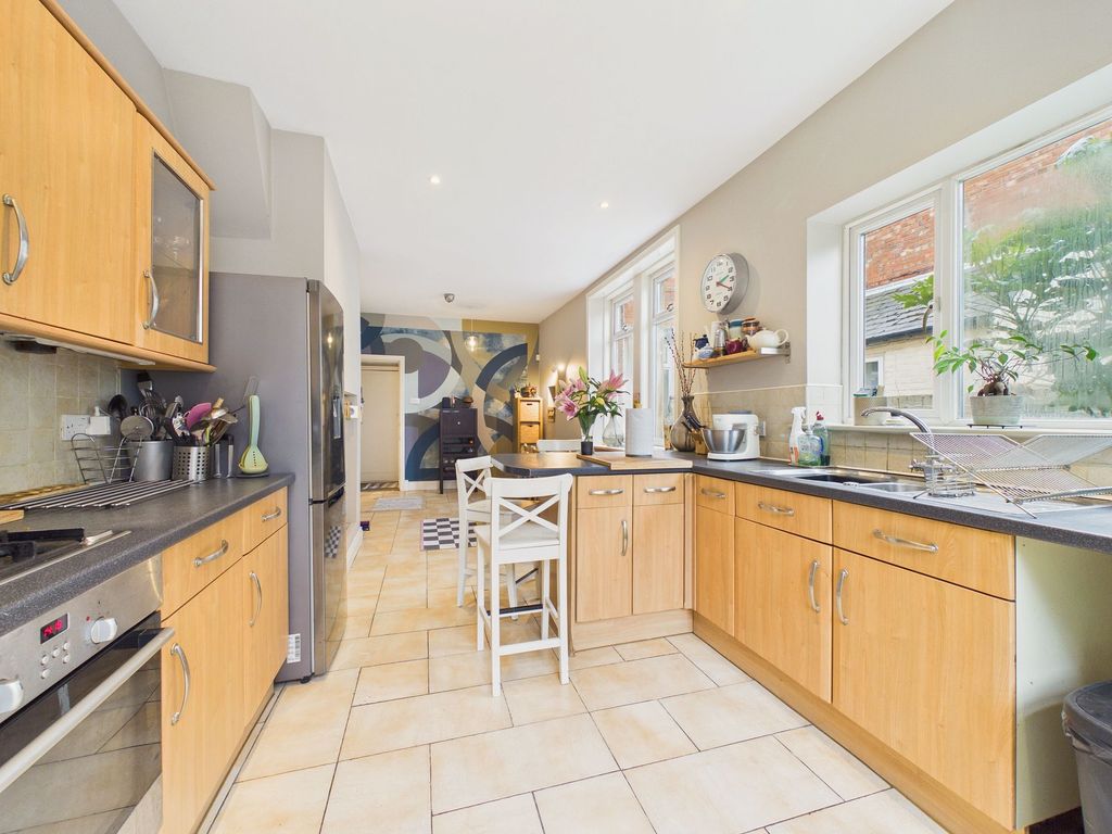 Additional image 7 of 5 bed terraced house for saleSaltwell View, Gateshead NE8