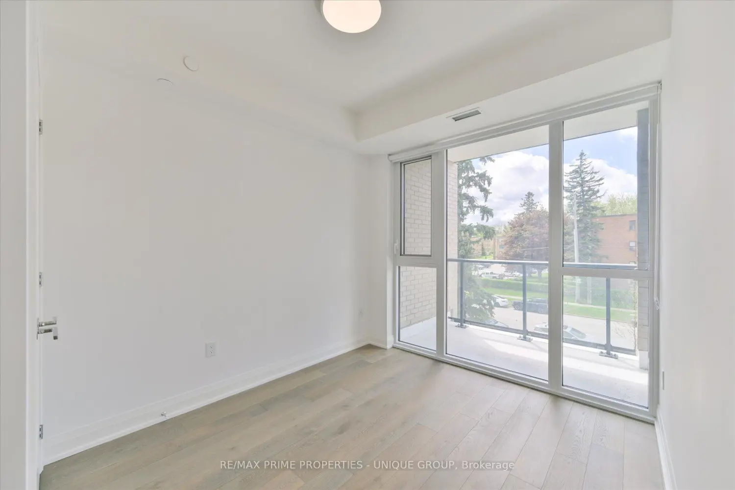 Additional image 14 of 293 The Kingsway 322
