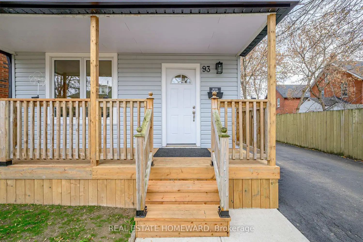 93 Agnes Street photo 4
