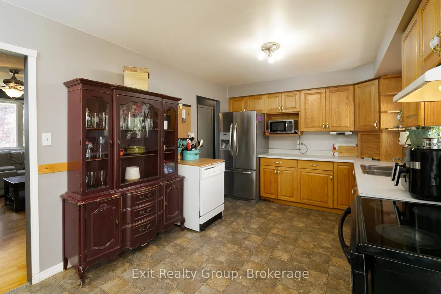 13 Huffman Road photo 4