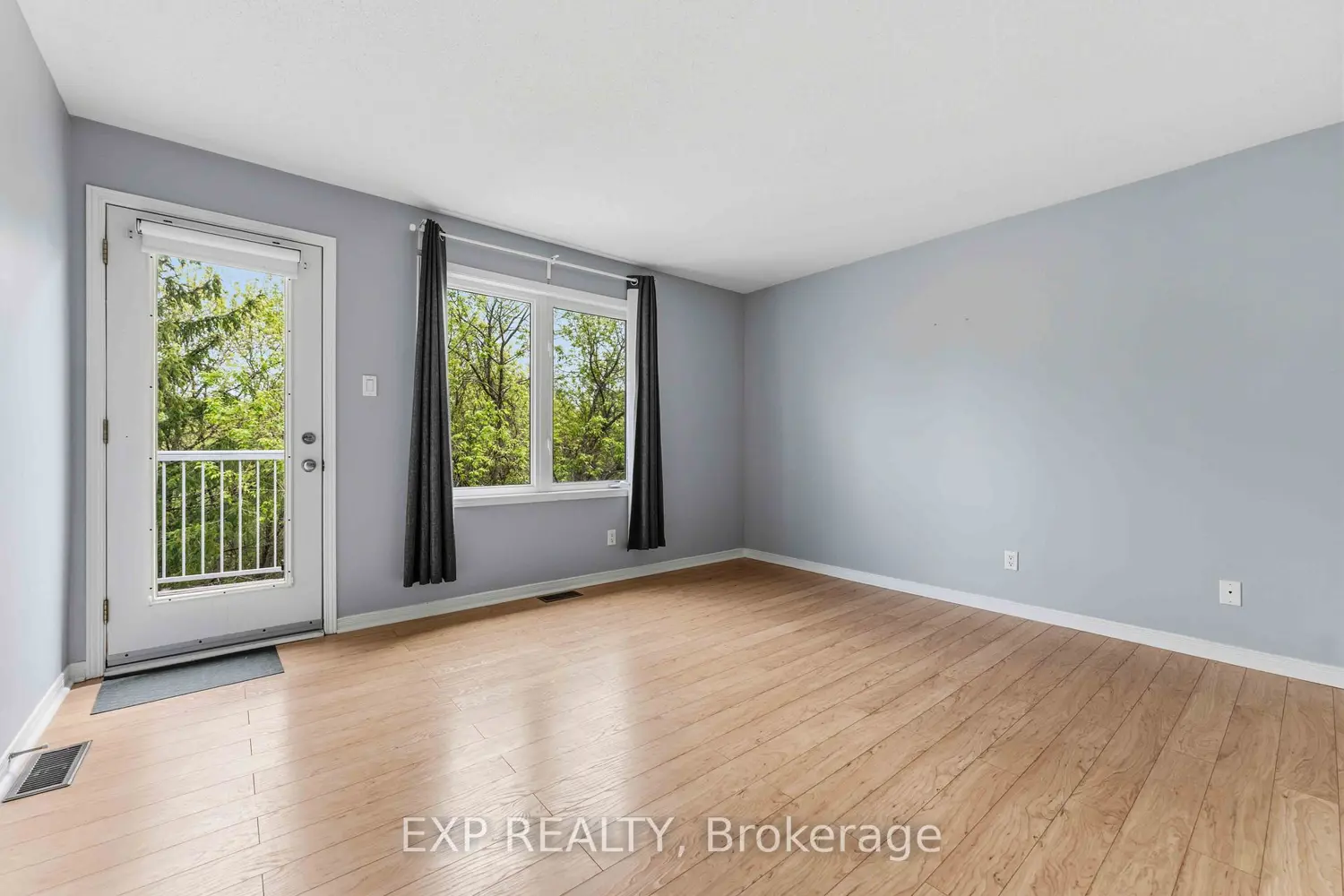 Additional image 14 of 81 Strathaven Private