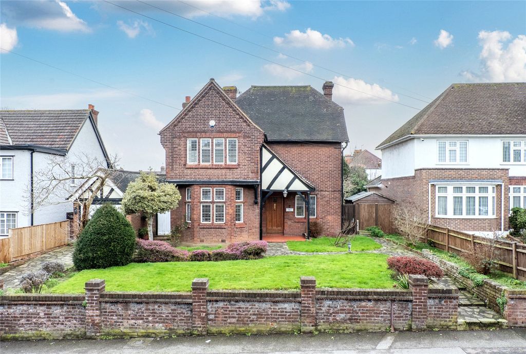 3 bed detached house for saleSinglewell Road, Gravesend, Kent DA11