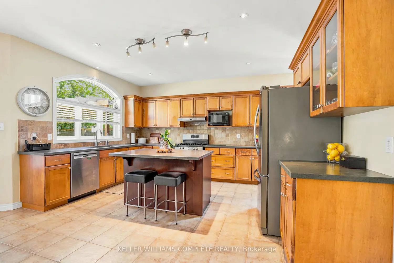 16 Oldmill Road photo 4