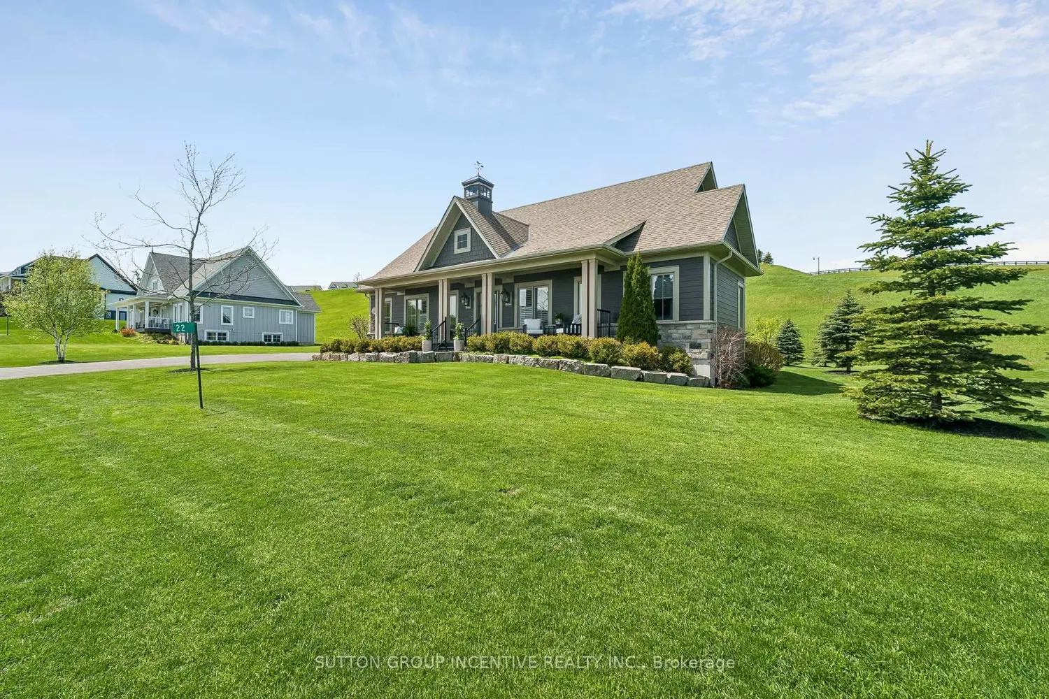 22 Thoroughbred Drive photo 3