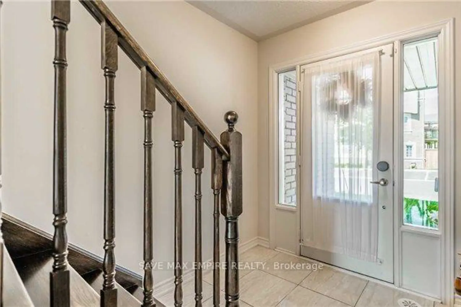 78 Aspen Hills Road photo 2