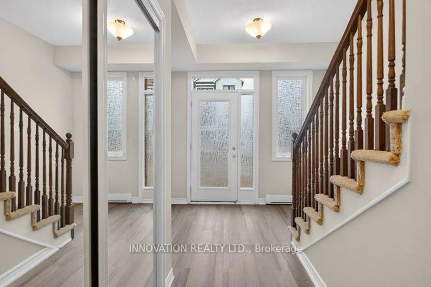 16 Caspian Row photo 3