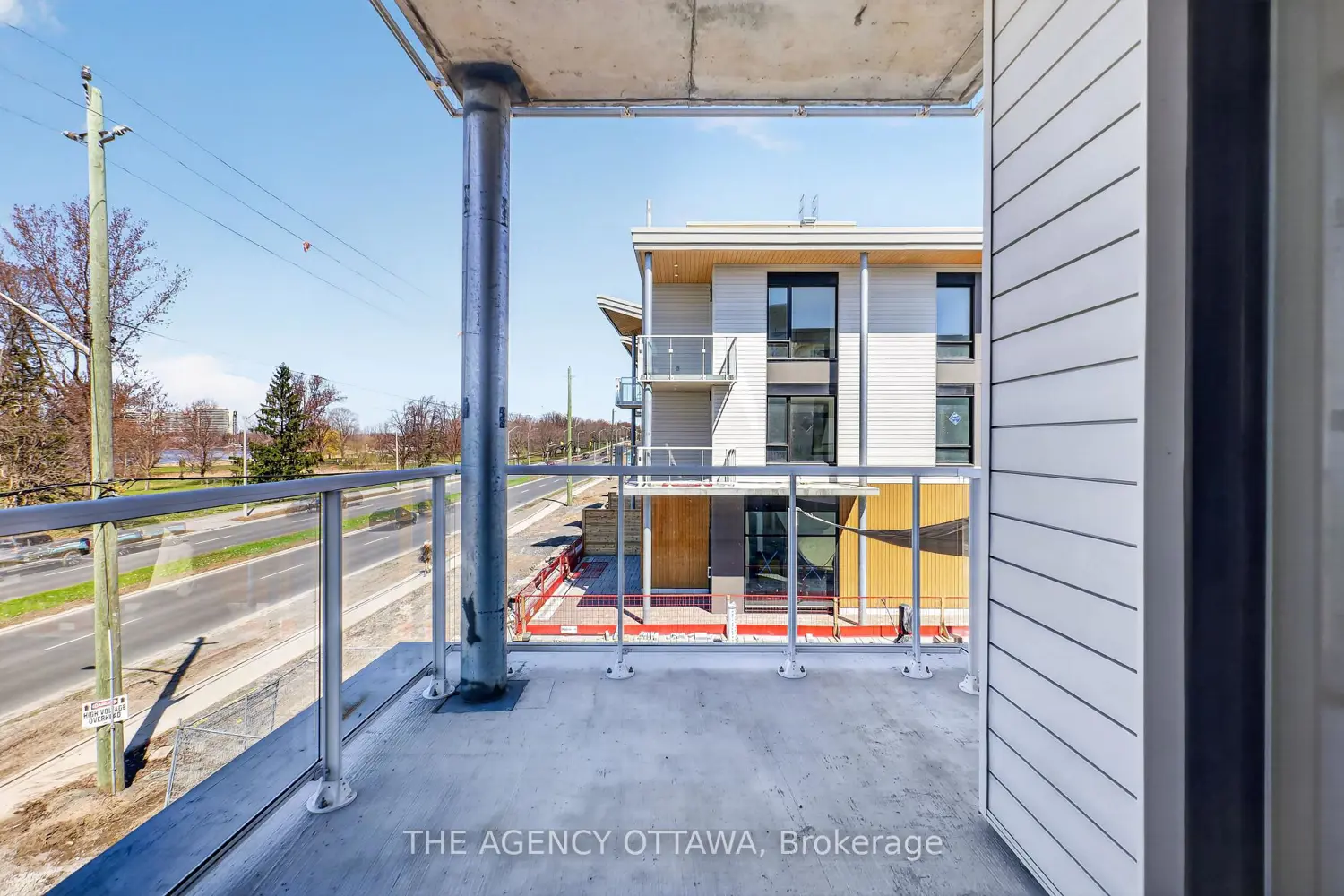 Additional image 17 of 3071 Riverside Drive 209