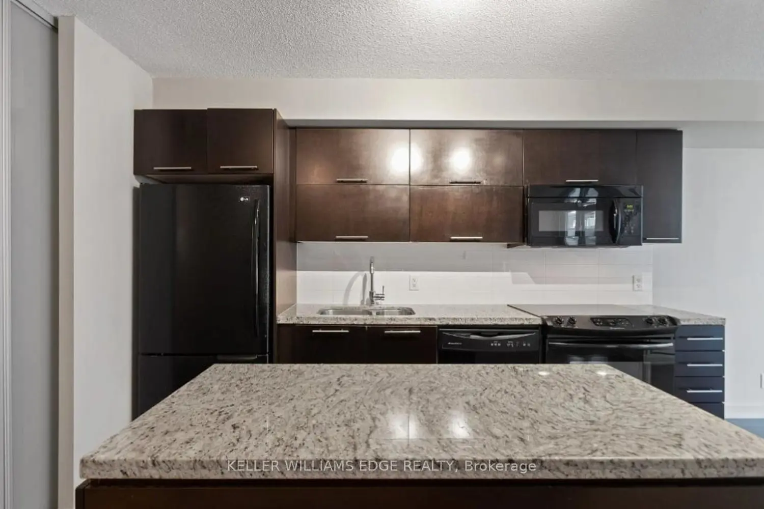 Additional image 3 of 21 Nelson Street 414