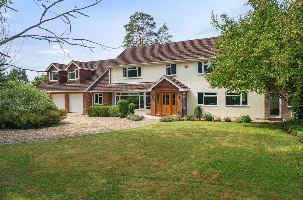 6 bed detached house for saleGables Road, Church Crookham, Fleet, Hampshire GU52
