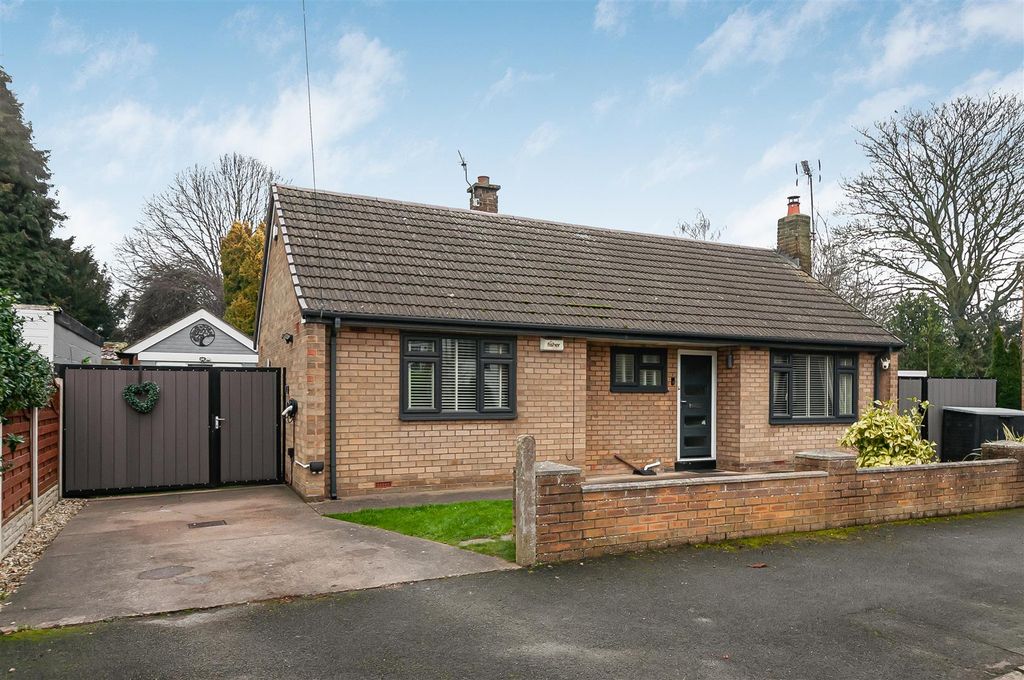 2 bed detached bungalow for saleRichmond Drive, Goole DN14