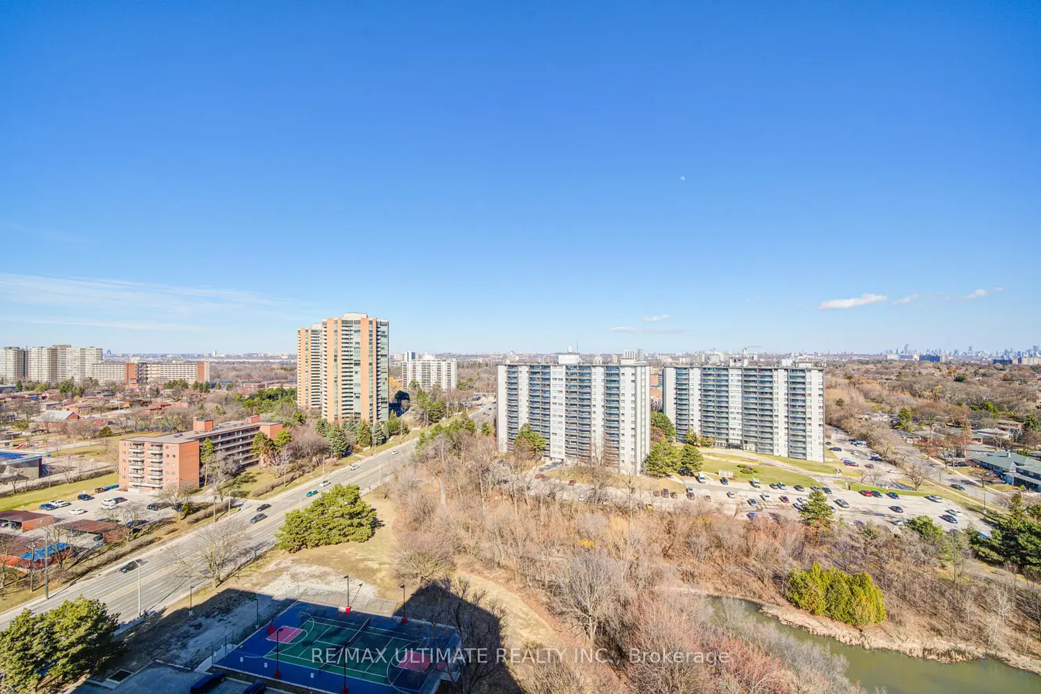 Additional image 15 of 11 Wincott Drive Ph#11