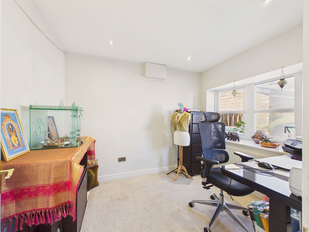 Additional image 9 of 3 bed detached house for saleThornhill Close, Gateshead NE11