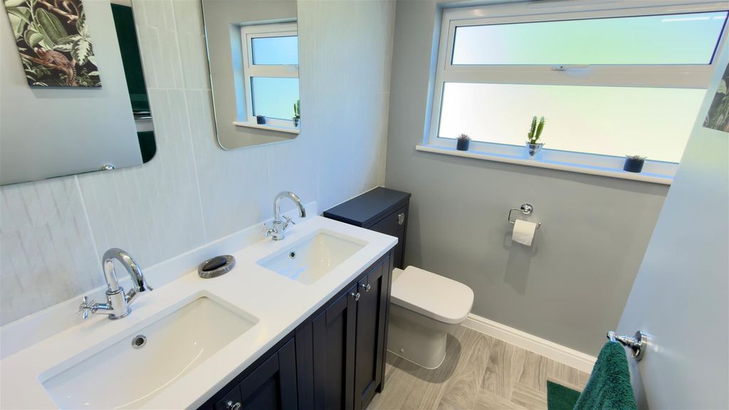 Additional image 35 of 5 bed chalet for saleFreshwater Bay, Isle Of Wight PO40