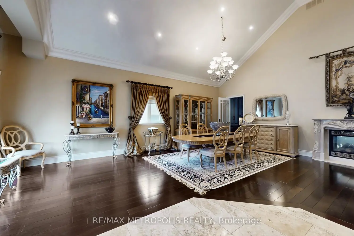 51 Babak Boulevard photo 4