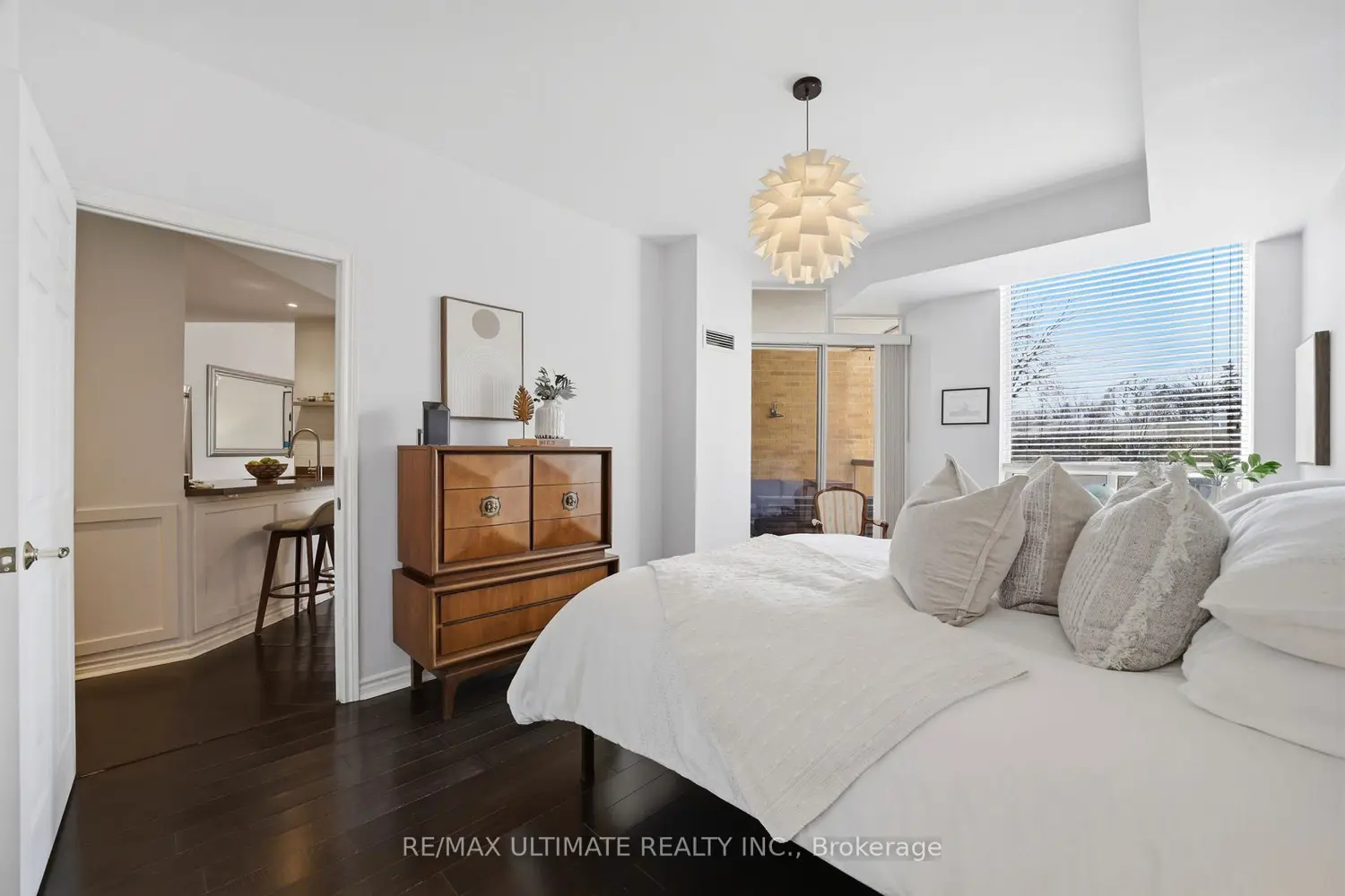 Additional image 10 of 1750 Bayview Avenue 405