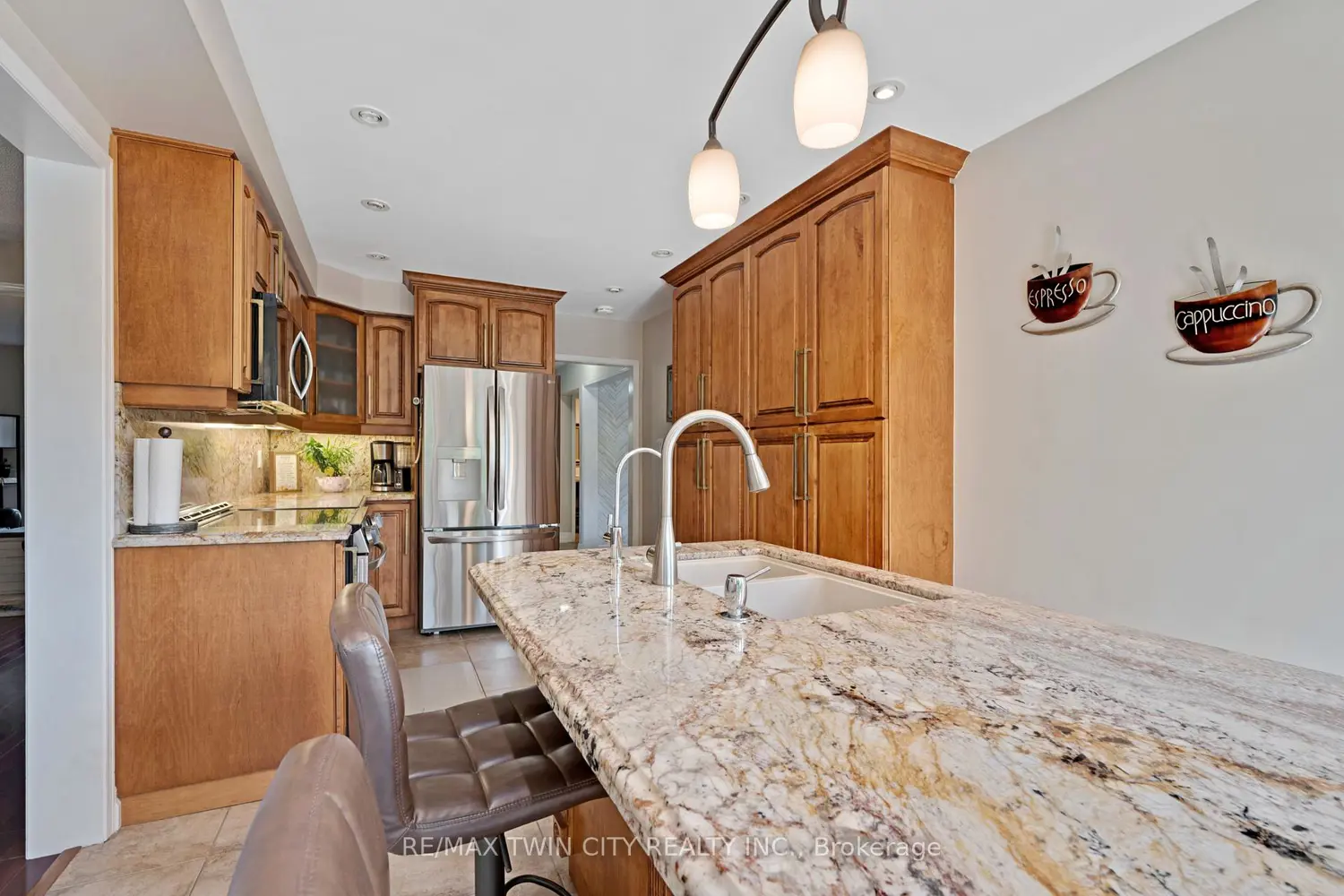 Additional image 8 of 477 Burnett Avenue