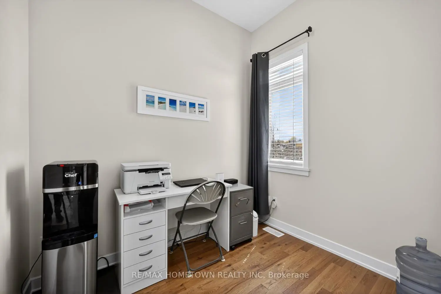 1253 Potter Drive photo 2