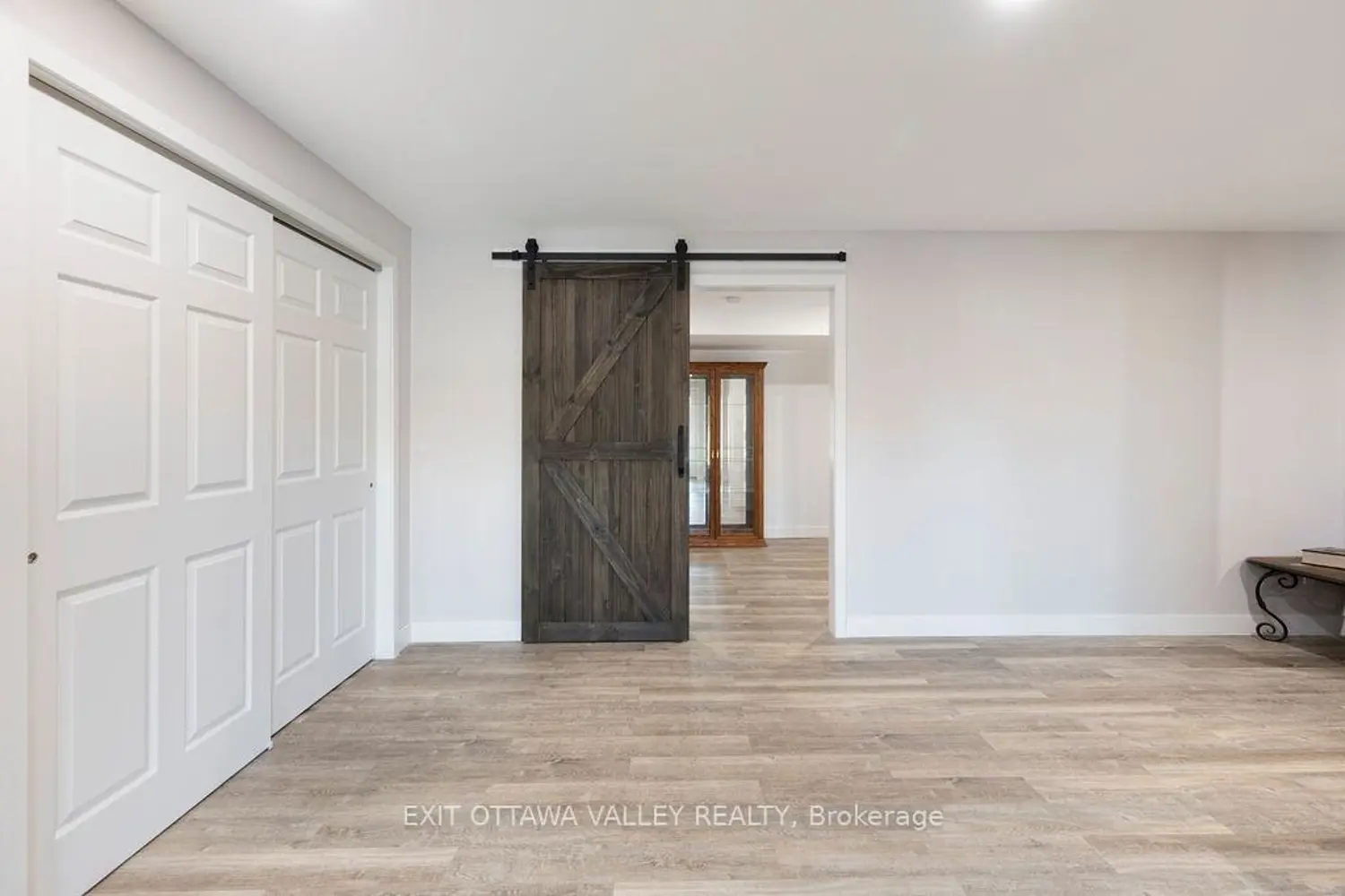 Additional image 20 of 39090 Combermere Road
