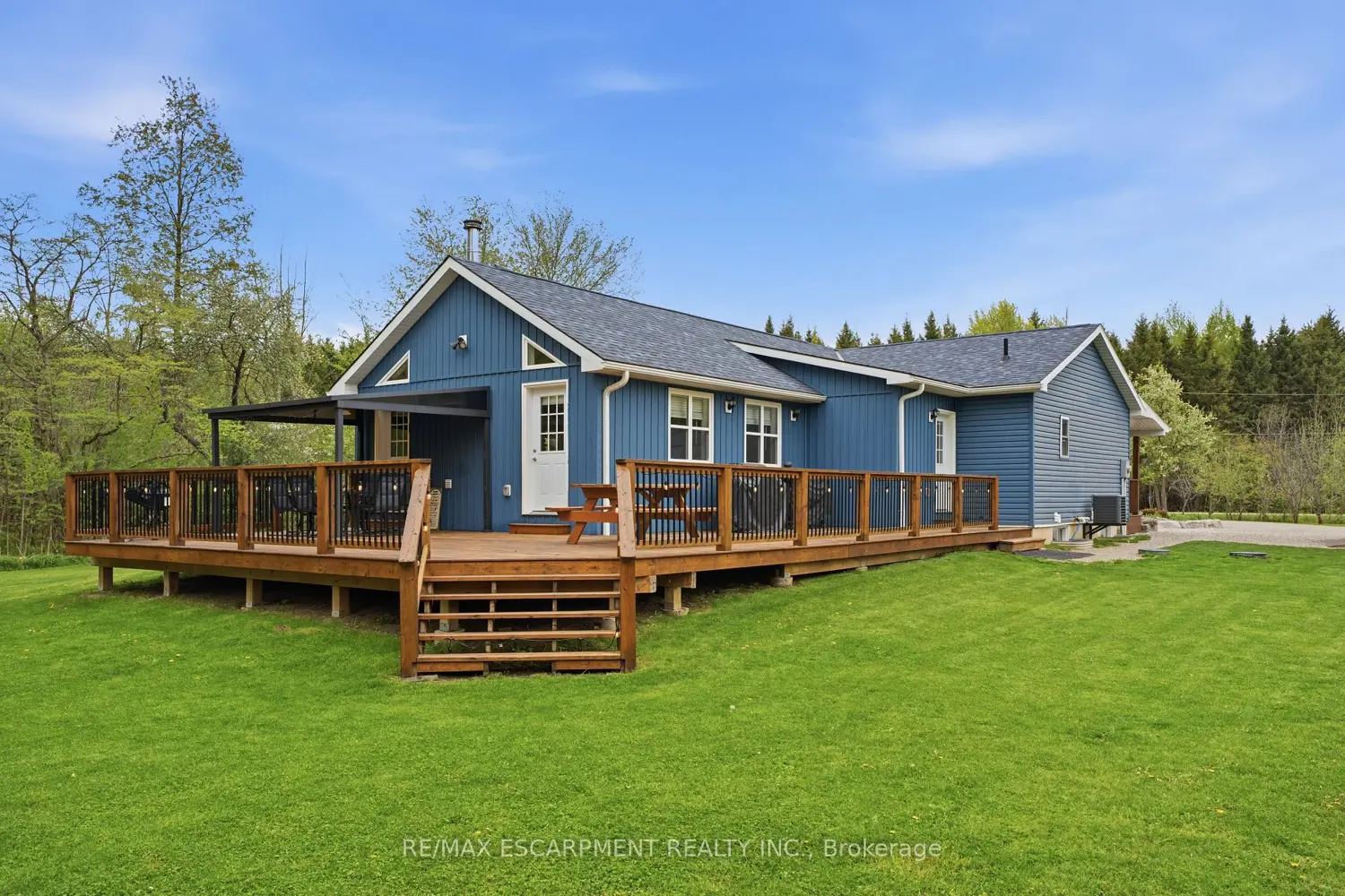 809 West Dumfries Road photo 4
