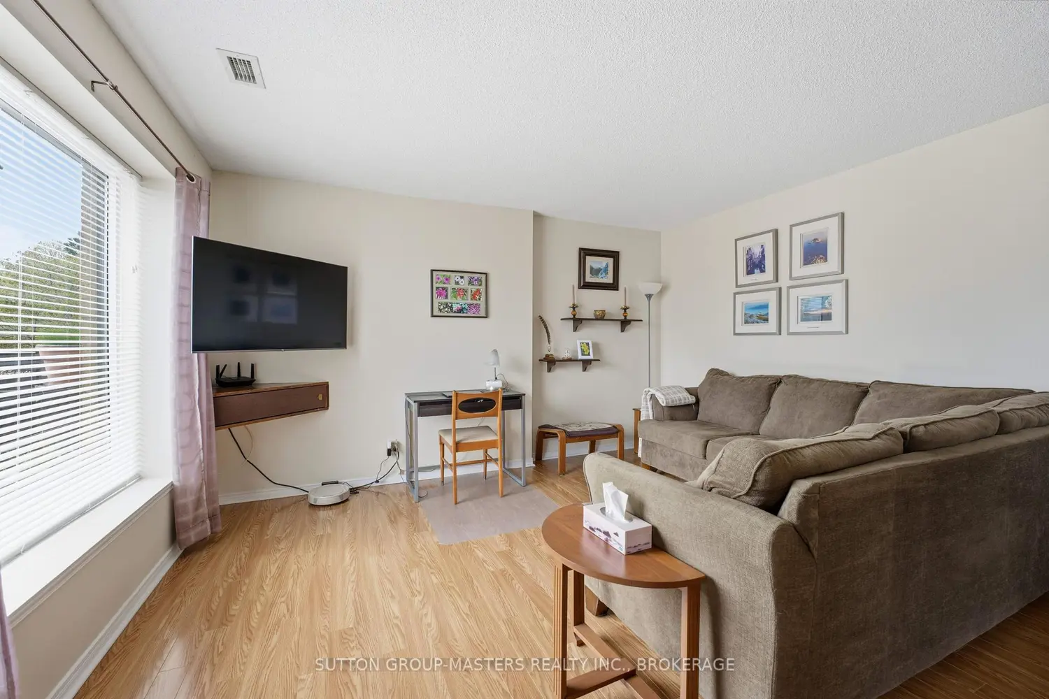 130 Wright Crescent 204 photo 5